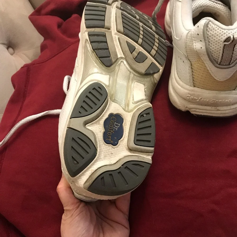 Dr Comfort sneakers